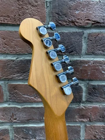 Электрогитара Bosstone Stratocaster HSS RED (аналог Fender)