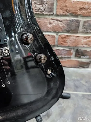 Электрогитара Schecter Black Avenger