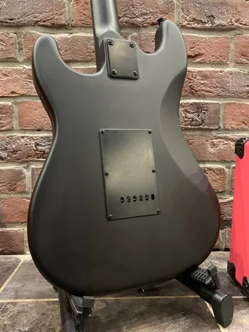 Электрогитара Harley Benton HSS + Комбик 15 ват