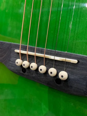 Акустическая Гитара 4/4 (Ель, зелёная)