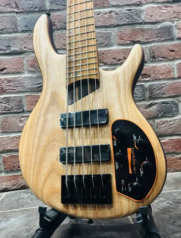 Бас Гитара Cort B5 Element + Цифровой Комбик с Эффектами и Драм Машиной (Индонезия)