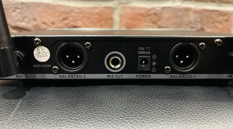 Беспроводная Микрофонная Система LAudio