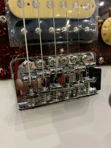 Электрогитара аналог Fender + Цифровой Комбик-Процессор (комплект)