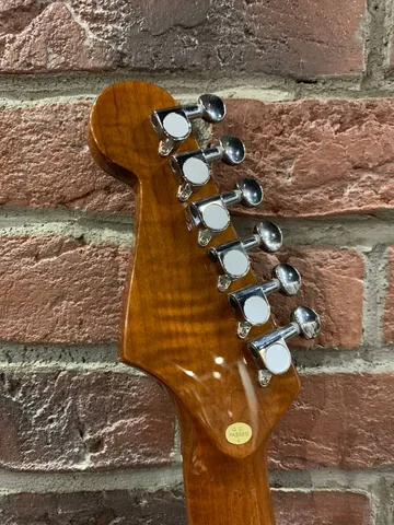 Электрогитара аналог Fender + Цифровой Комбик-Процессор (комплект)