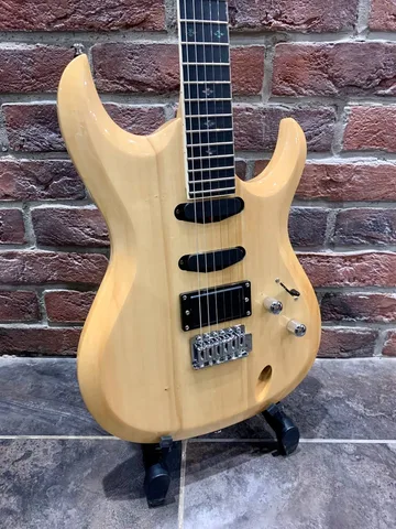 Электрогитара SuperStrat HSS