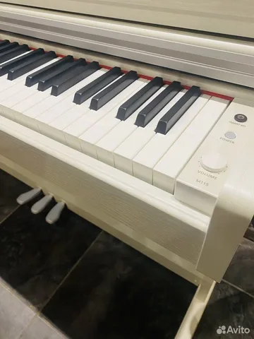 Цифровое Корпусное Пианино Kurzweil M-115 (Слоновая Кость)