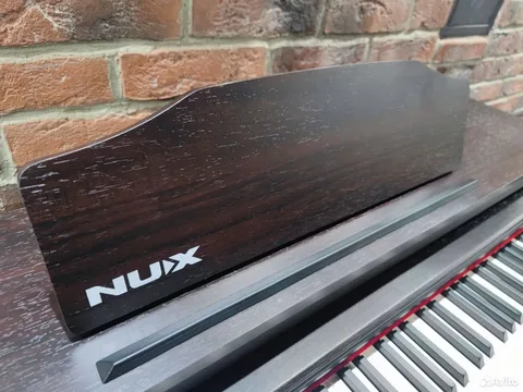 Корпусное Цифровое Пианино Nux WK-520 BR