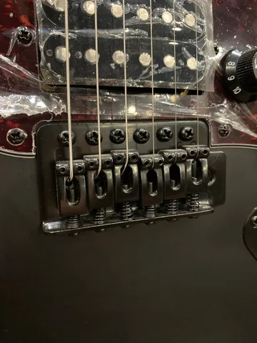 Электрогитара Harley Benton + Моделирующий Комбоусилитель NUX M2