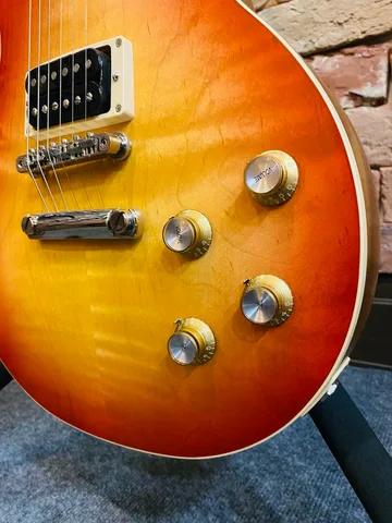 Электрогитара Gibson Les Paul Standard Faded Sunburst Vintage (USA)