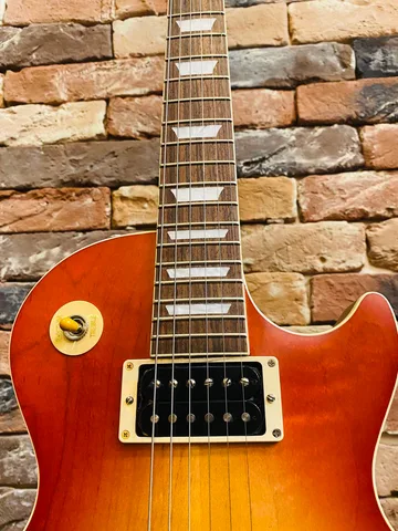 Электрогитара Gibson Les Paul Standard Faded Sunburst Vintage (USA)