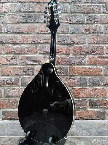 Мандолина (Ель)