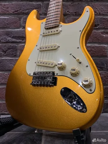 Электрогитара Jet Stratocaster Gold Edition