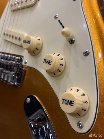 Электрогитара Jet Stratocaster Gold Edition