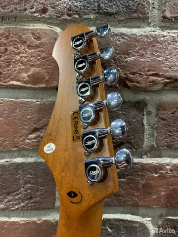 Электрогитара Jet Stratocaster Gold Edition