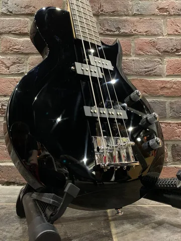 Бас Гитара Les Paul Clevan Black