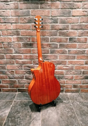 Электро-Акустическая Гитара Lovo CG-12 из Массива Махогони