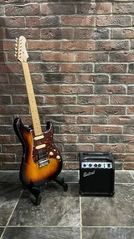 Электрогитара Jet 400 SB HSS + Комбик-Тюнер 10 ват (аналог Fender)
