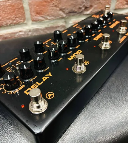 Цифровой Гитарный Процессор с Эффектами NUX Cerberus NME-3