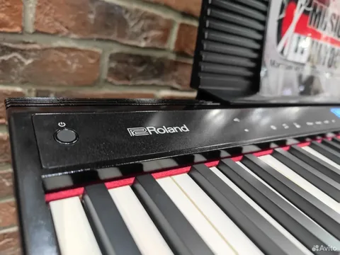 Синтезатор Roland GO (Bluetooth)