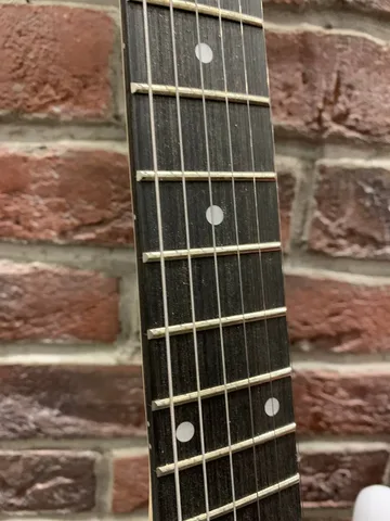 Электрогитара Stratocaster + Комбик 15 ват (комплект)