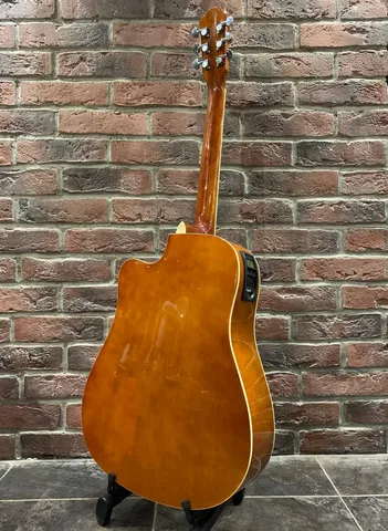 Электроакустическая Гитара EQ (Ель)
