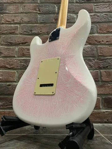 Электрогитара Stratocaster HSS + Цифровой Комбик 30 ват с Эффектами и Драм Машиной