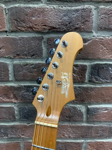 Электрогитара Jet Jaguar JJ-350 BK