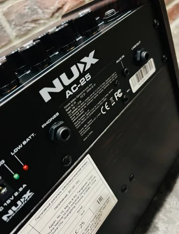 Аккумуляторный Комбик NUX Acoustic 25 ват