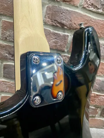 Электрогитара Stratocaster для Начинающих (чёрная)
