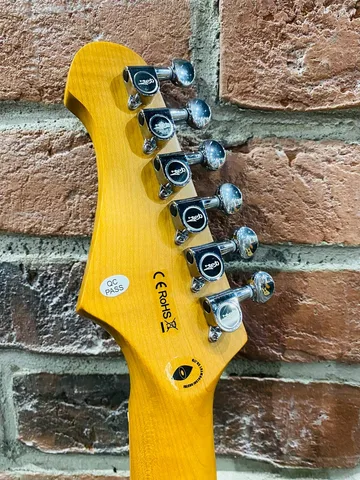 Электрогитара Jet 400 Black Stratocaster HSS