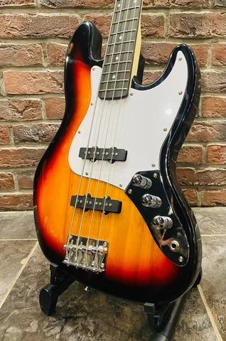 Бас Гитара Jazz Bass для Начинающих 