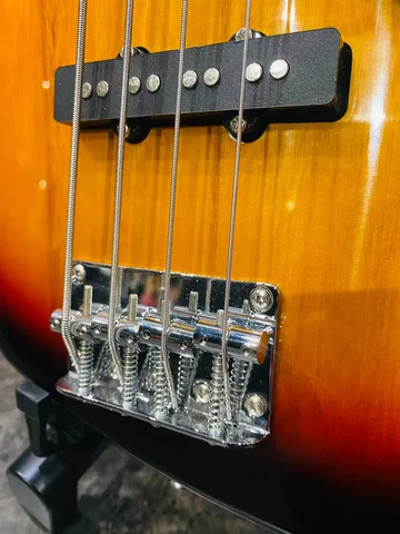 Бас Гитара Jazz Bass для Начинающих 