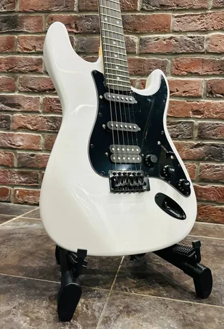 Электрогитара под Fender HSS Black Series