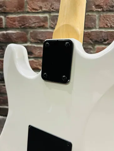 Электрогитара под Fender HSS Black Series