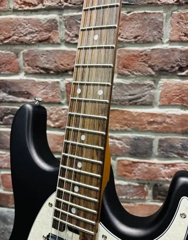 Электрогитара Grote HSS Stratocaster (Рельсовые Звучки с Отсечкой) - изображение 5