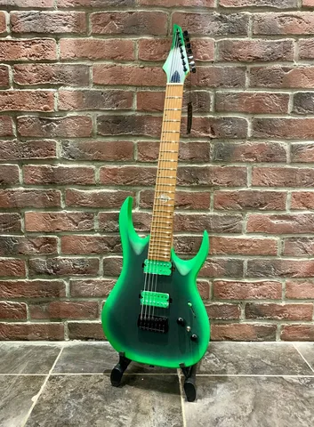 Электрогитара Sqoe Neon Green HH (7 струн)