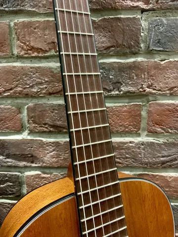 Классическая Гитара 1/2 (полный аналог Yamaha)