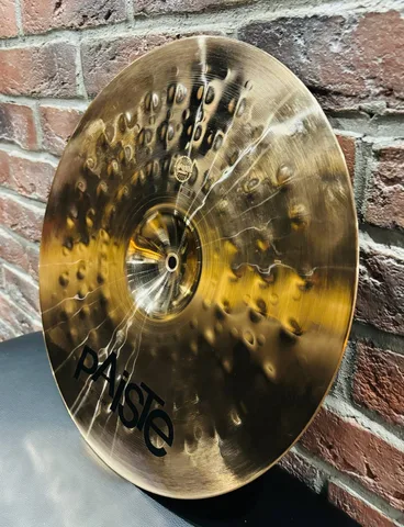 Тарелка Paiste PST8 Crash Medium 16