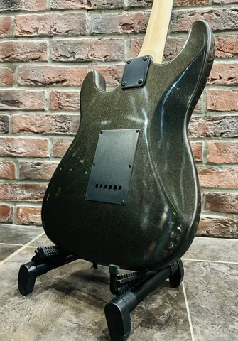 Электрогитара Stratocaster HSS + Мощный Комбик с Перегрузом (комплект) - изображение 4