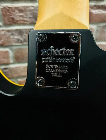 Электрогитара Schecter Demon + Цифровой Комбик с Эффектами и Встроенным Аккумулятором - изображение 6