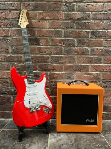 Электрогитара Stratocaster HSS + Комбик 40 ват (красная)