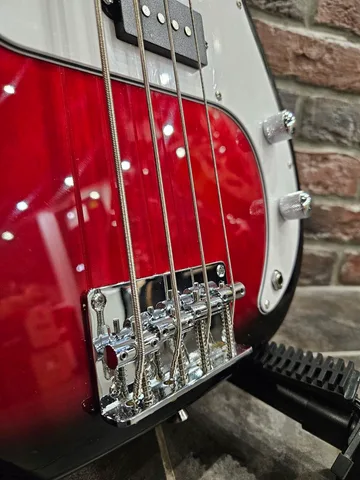 Бас Гитара Precision Bass