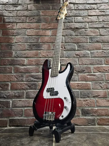 Бас Гитара Precision Bass
