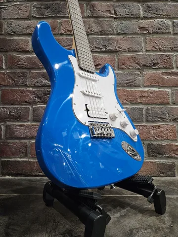 Электрогитара Stratocaster HSS для Начинающих (синяя)