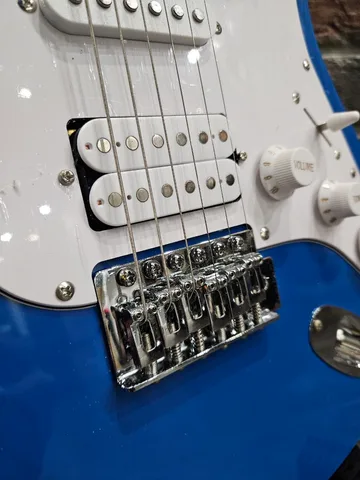 Электрогитара Stratocaster HSS для Начинающих (синяя)