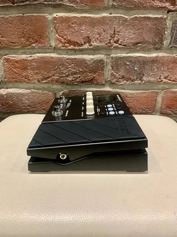 Цифровой Гитарный Процессор NUX MG-300