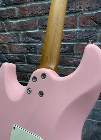 Электрогитара Jet Pink Stratocaster HSS