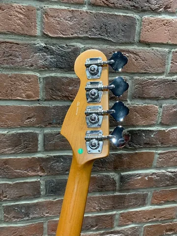Бас Гитара Precision Bass White-OW