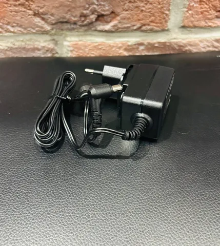 Блок Питания NUX 9v для Педалей Эффектов