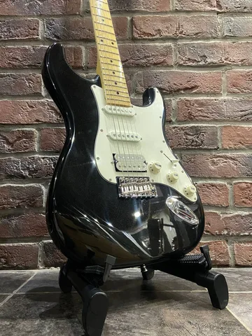 Электрогитара Shinobi Stratocaster+ Комбоусилитель VOX (комплект) - изображение 3
